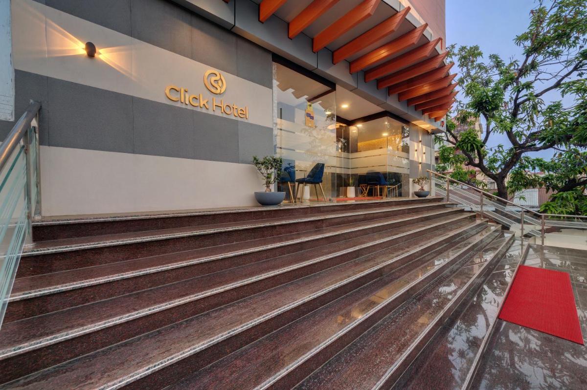 Click Hotel Guwahati - Housity