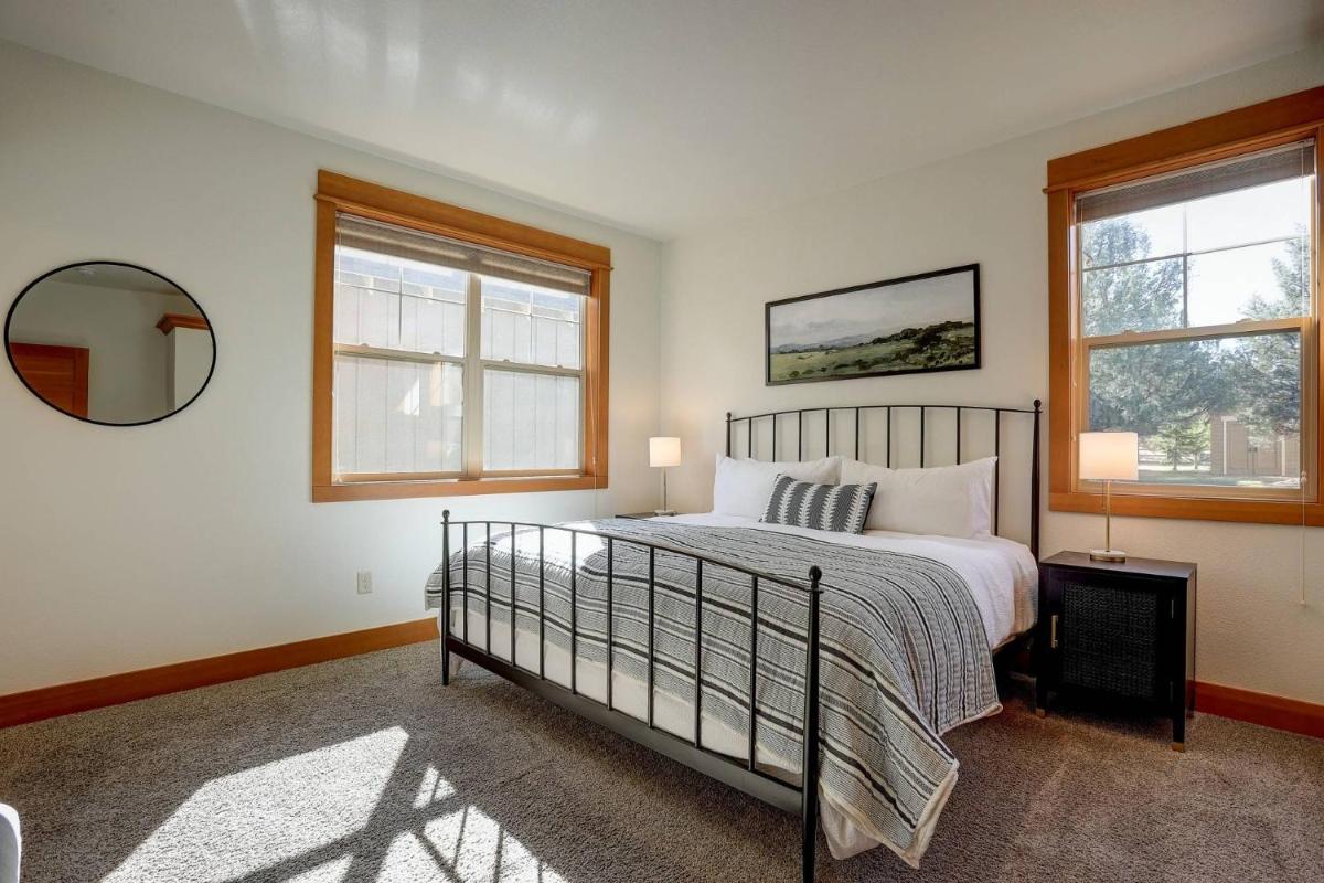 Bunk House - Housity