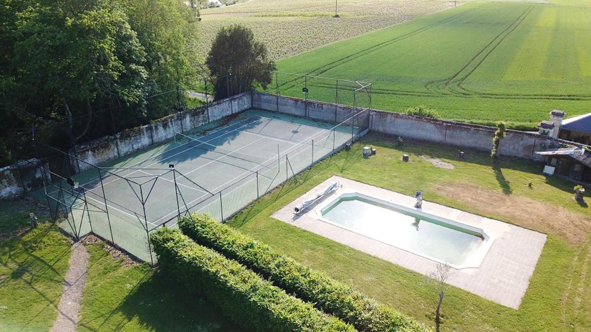 Appartement spacieux a Vernou sur Brenne avec piscine partagee - Housity
