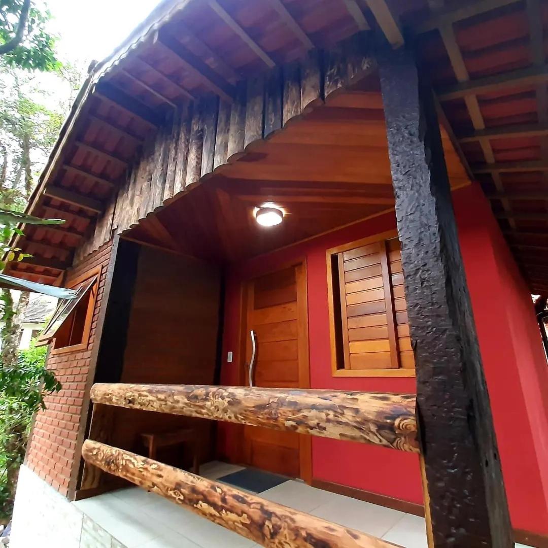 Chalé Bosque das Pedras - Housity