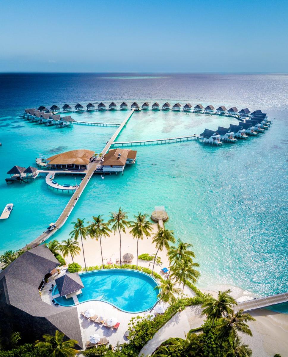 Centara Grand Island Resort & Spa Maldives - Housity