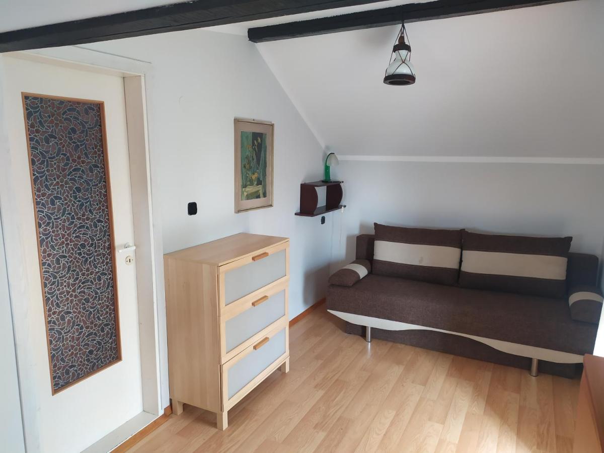 Agroturystyka Pod Gruszą - Housity