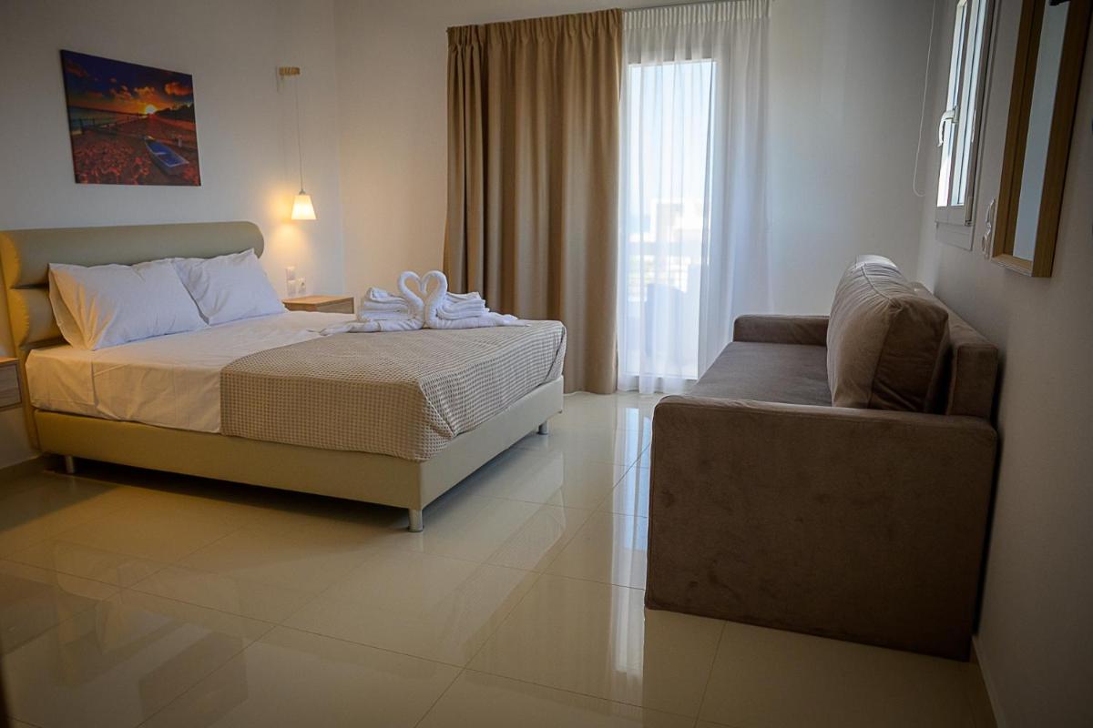 SunSea Studios close to the beach - Housity