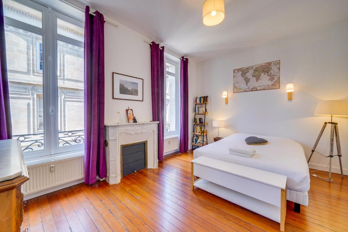 Bordeaux - St Pierre - Cœur historique - 120m2- 4 personnes - Housity