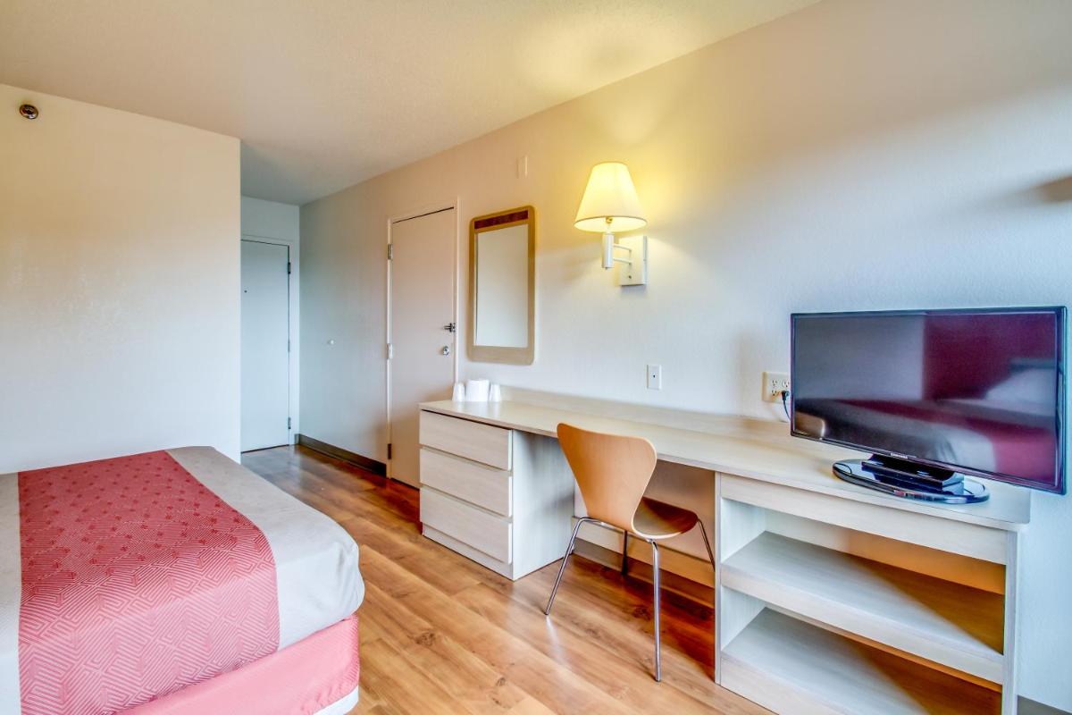 Motel 6-Amherst, NY - Buffalo - Housity