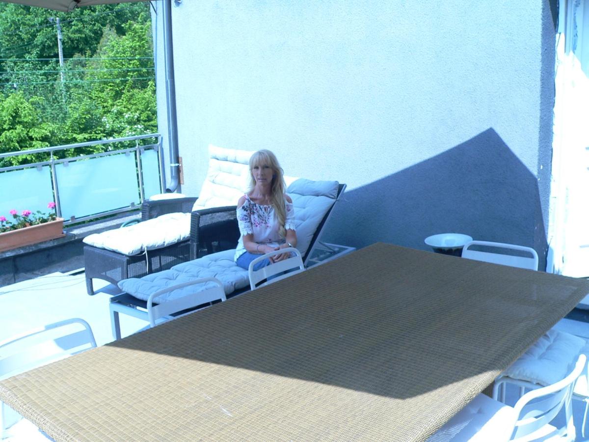 liège 4420 rue jean Jaurès 45 grande maison joyeuse avec terrasse 30m2 pour 8 personnes maximum - Housity