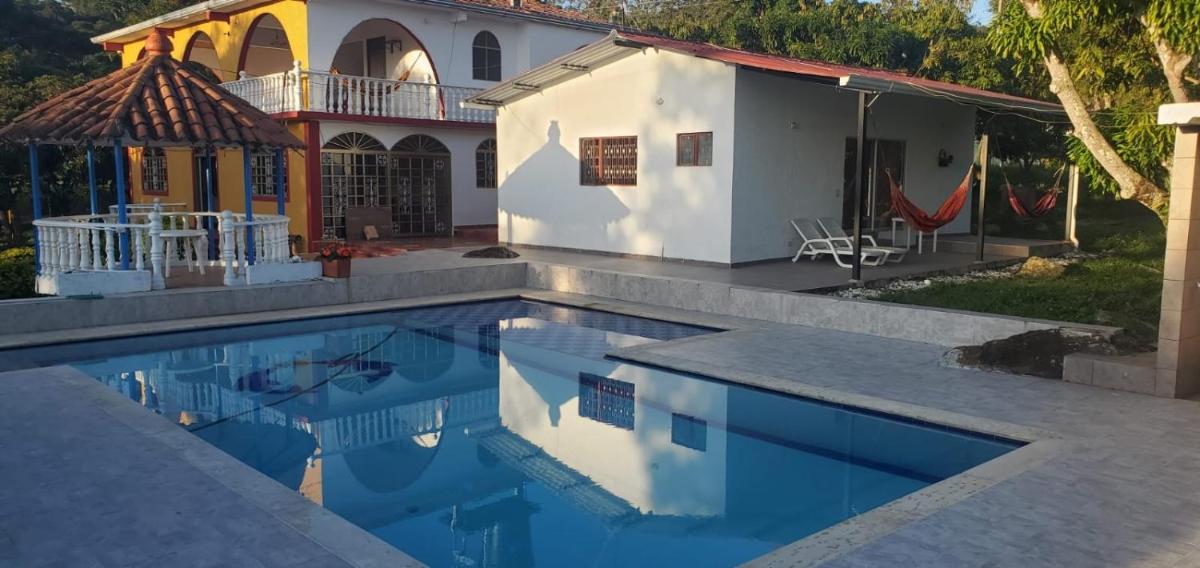 Finca Las Mercedes en encantador entorno natural - Housity
