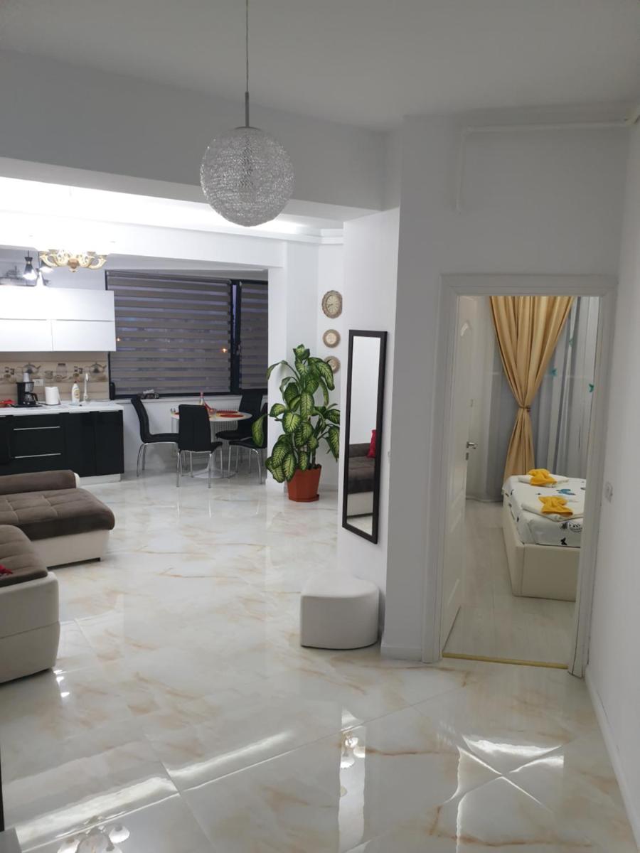 Apartament George - Housity