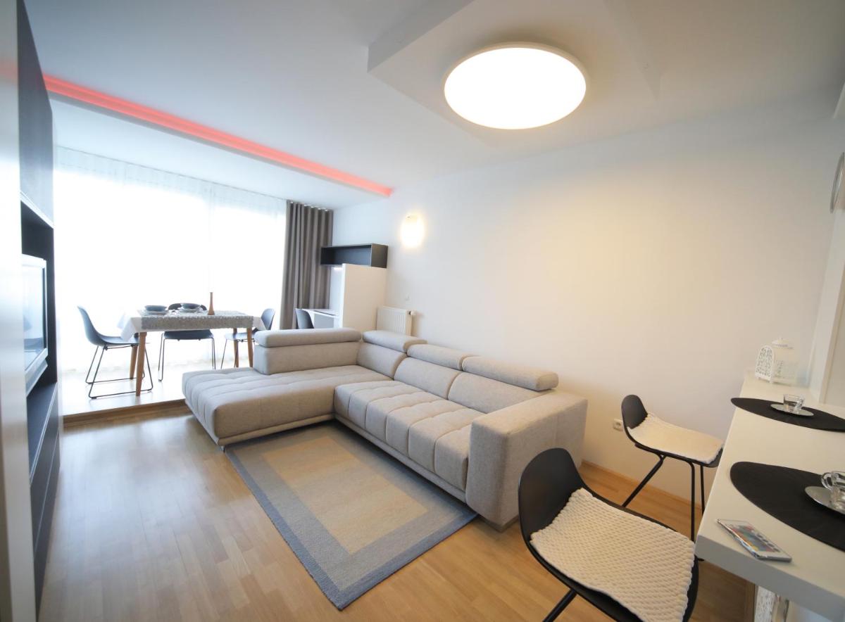 Studio Mostec - Housity