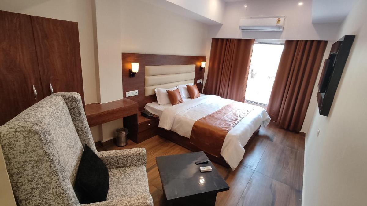 Hotel BlueArk - Housity