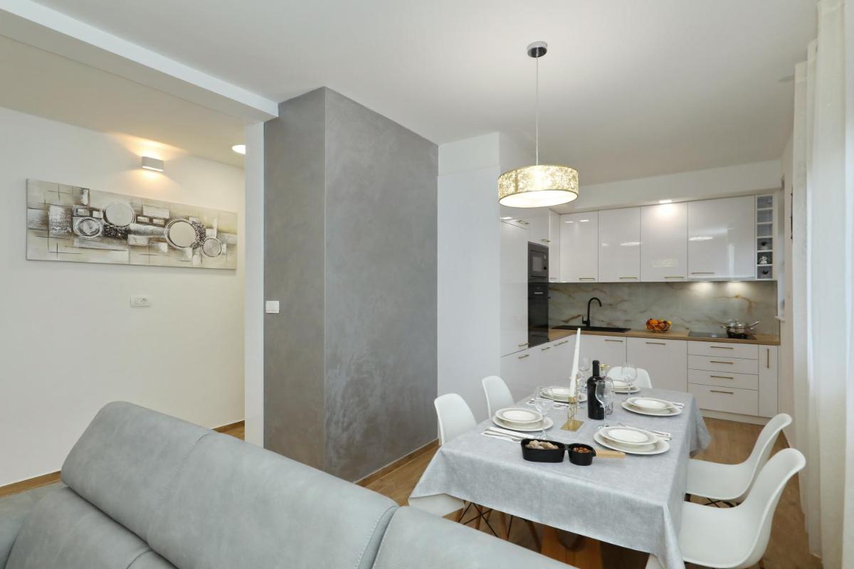 Apartment and room Mare - Housity