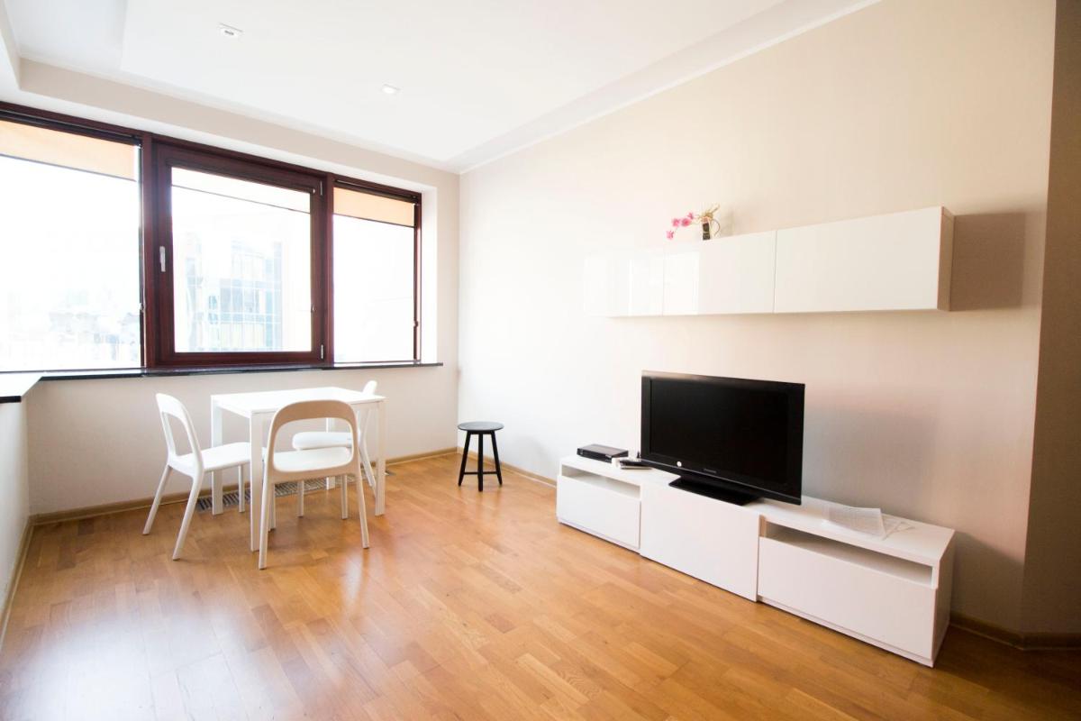 Happy Apartments - Just In Center - Housity