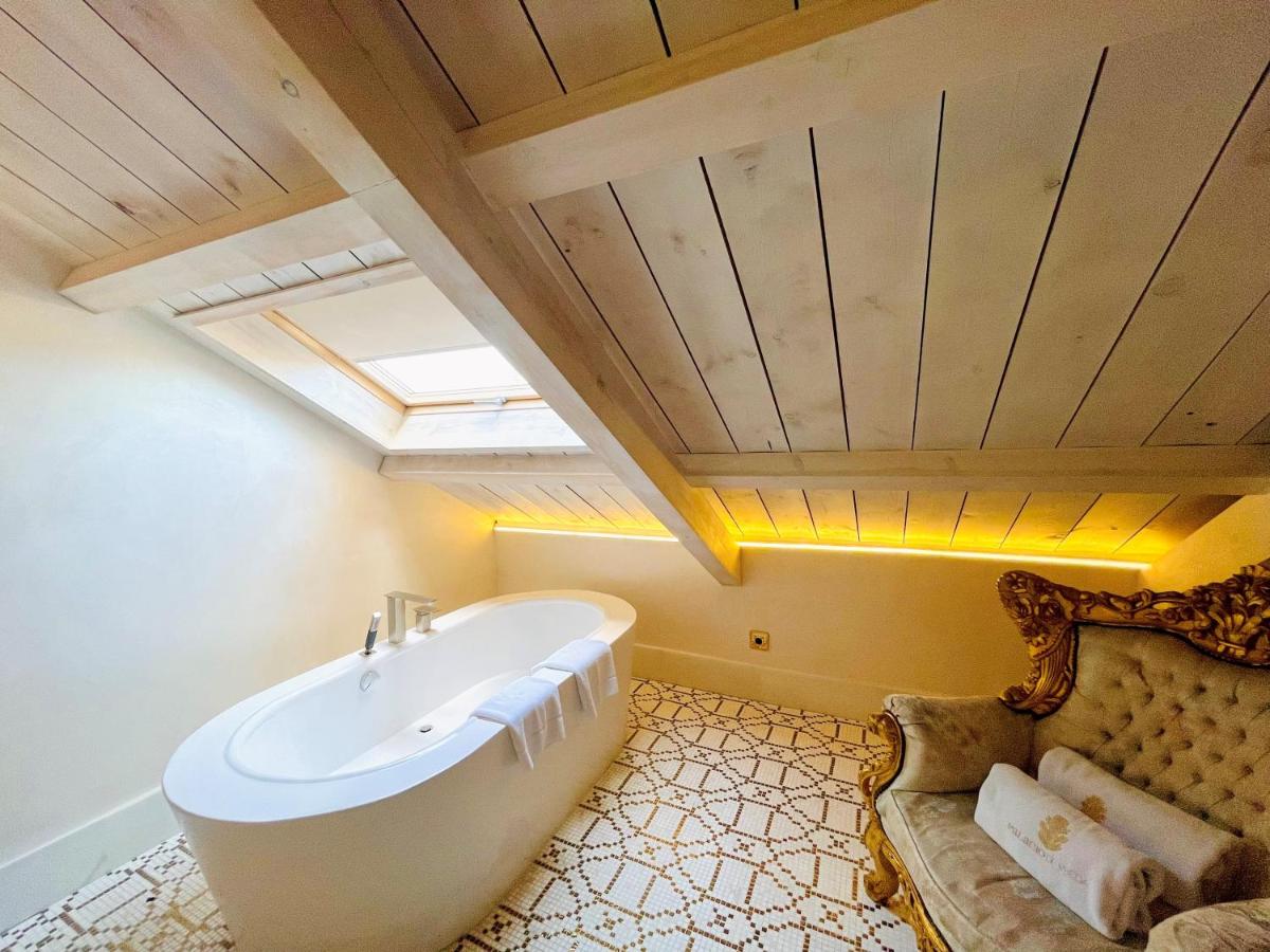 Un baño de Hotel Palacio De Úbeda 5 G.L