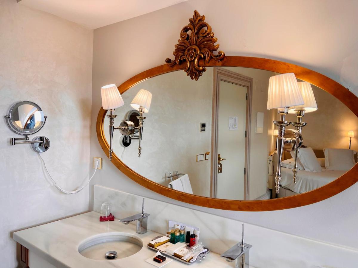 Un baño de Hotel Palacio De Úbeda 5 G.L