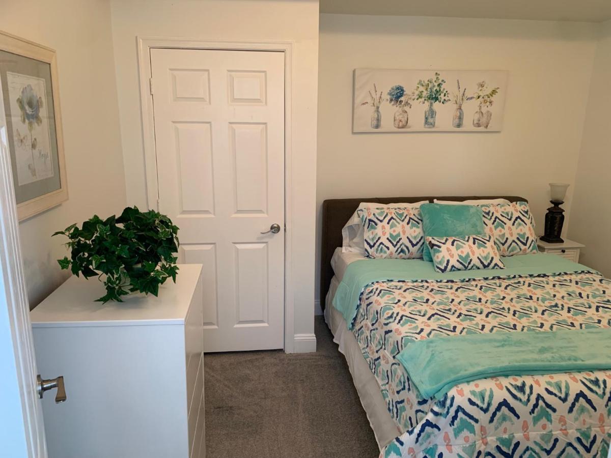 Stylish 2BD/1BA apartment located in Federal Hill - Housity