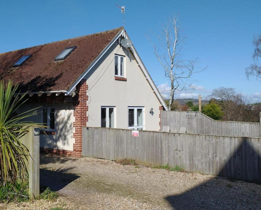 lockwood house holiday cottages,Dawlish - Housity