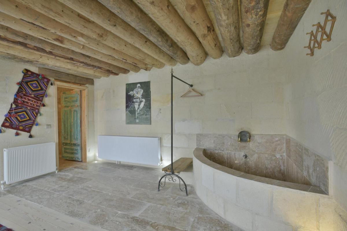 Hotel Philosophia - Housity