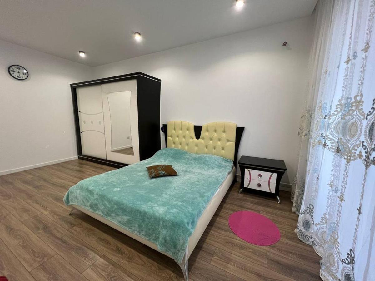 Three-room apartment near the Maiden Tower - Housity