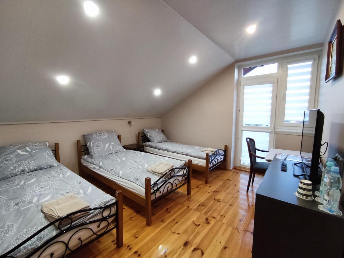 WILLA JUTRZENKA - Housity