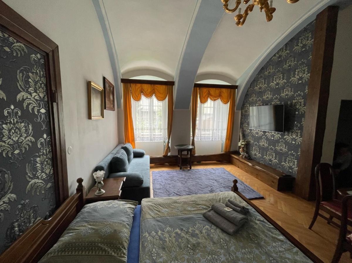 Apartmán Sunny Adam na zámku - Housity