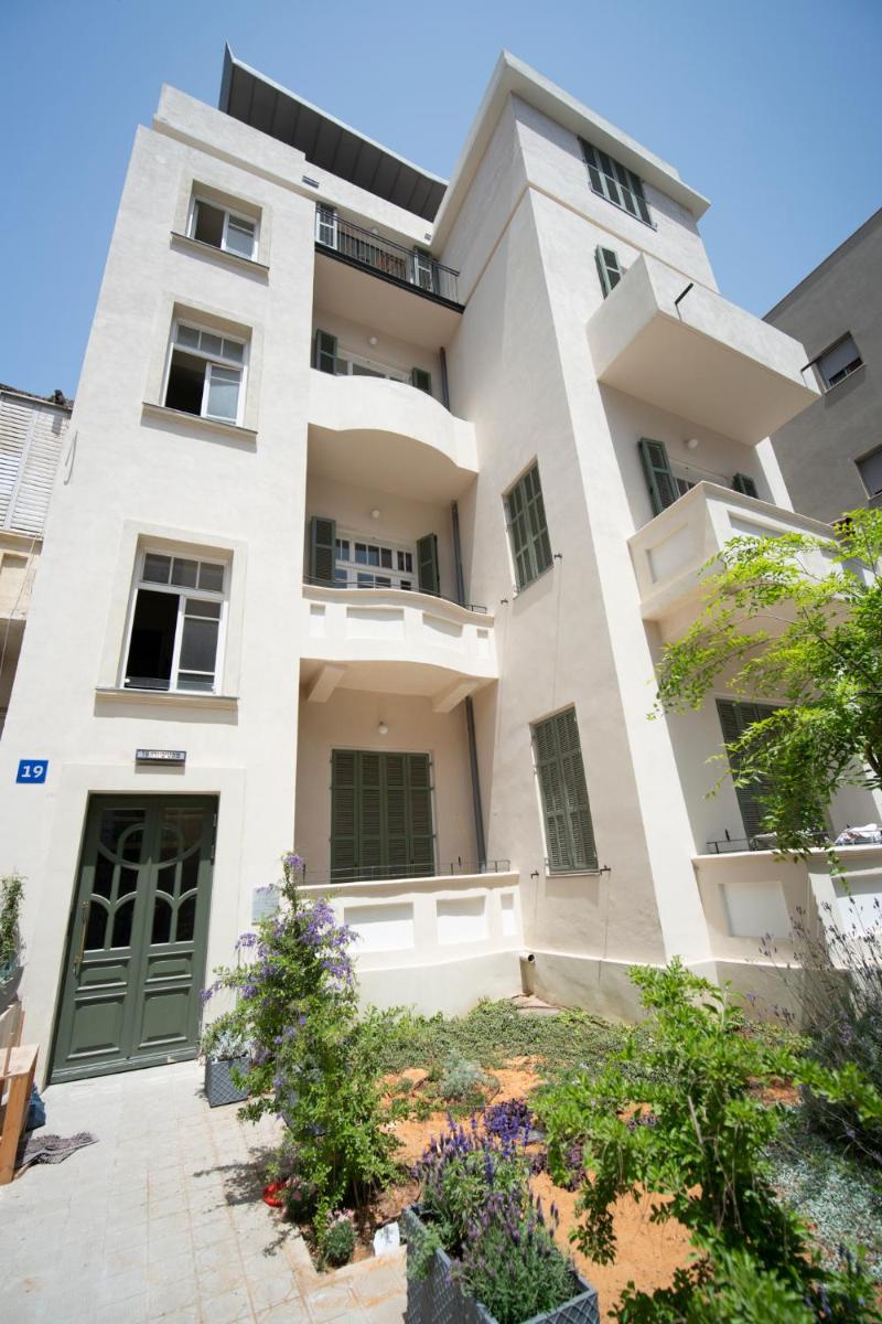 Montefiore Luxury Apartment By Nimizz - Housity