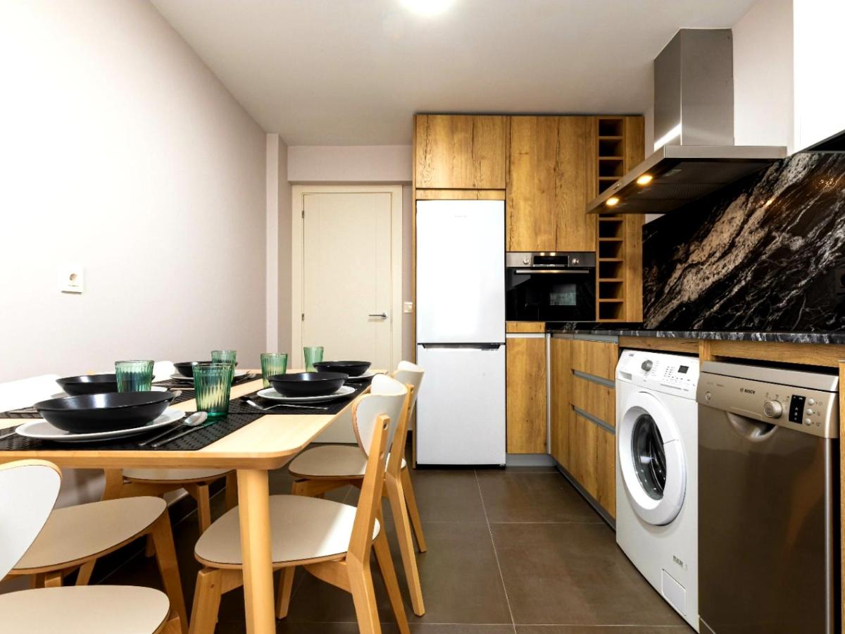 Mundaka Sea & Mountain Views. Wifi, Parking - Housity