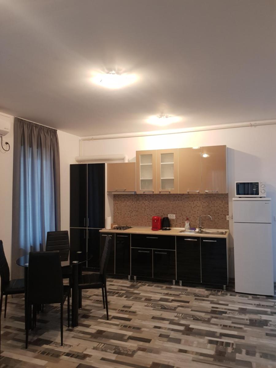 SummerHouse Apartments - Hizvo