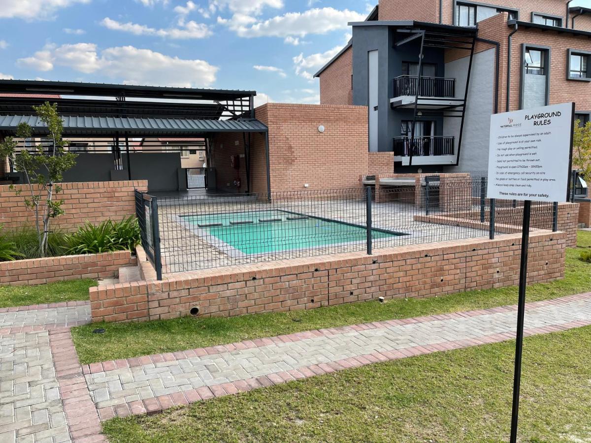 Mall of Africa Spot By Damo - Housity