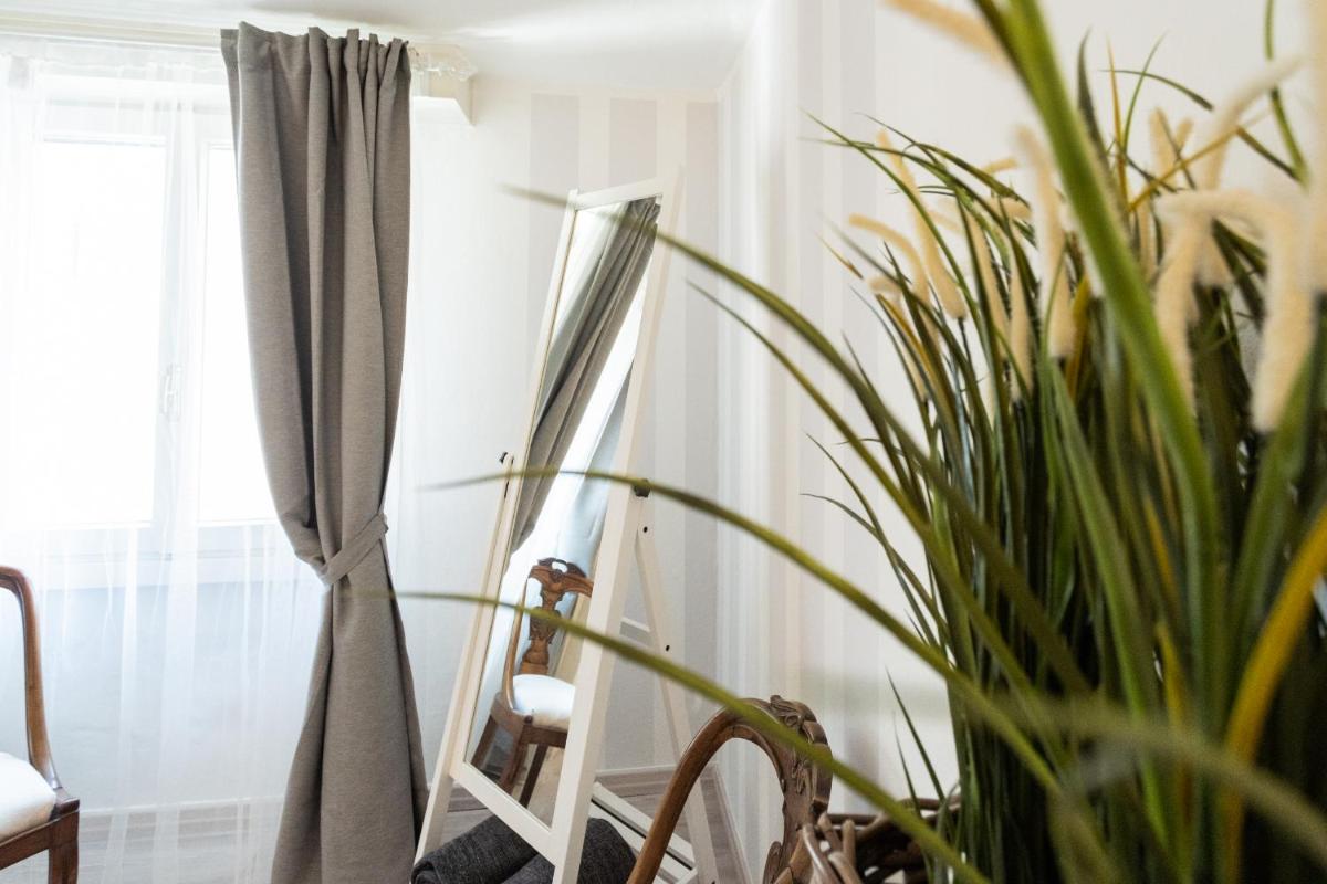 ***** [ ROMANTIC SUITE ] - Como Center - Hizvo