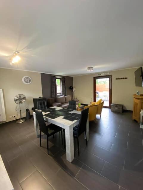 GITE DE LA FAMENNE - Housity