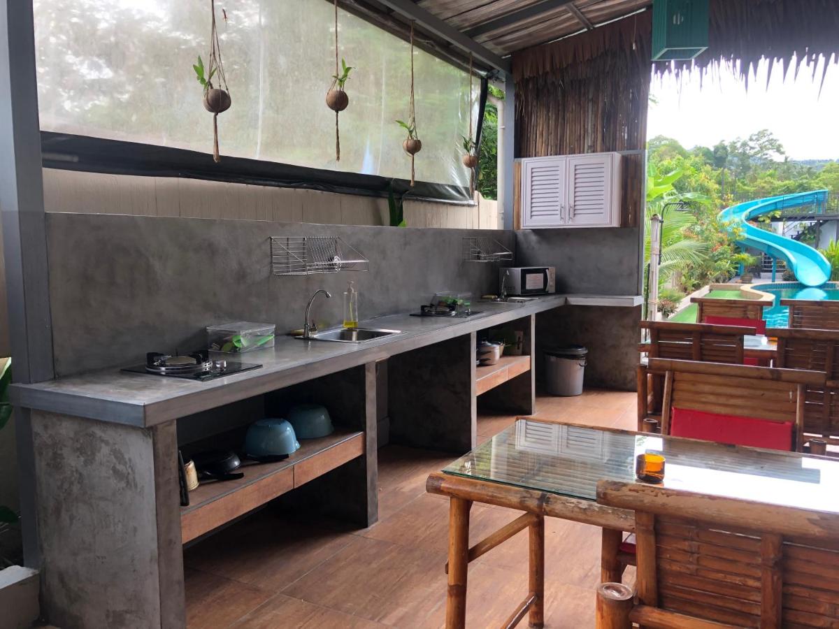 Samui Zenity - Housity