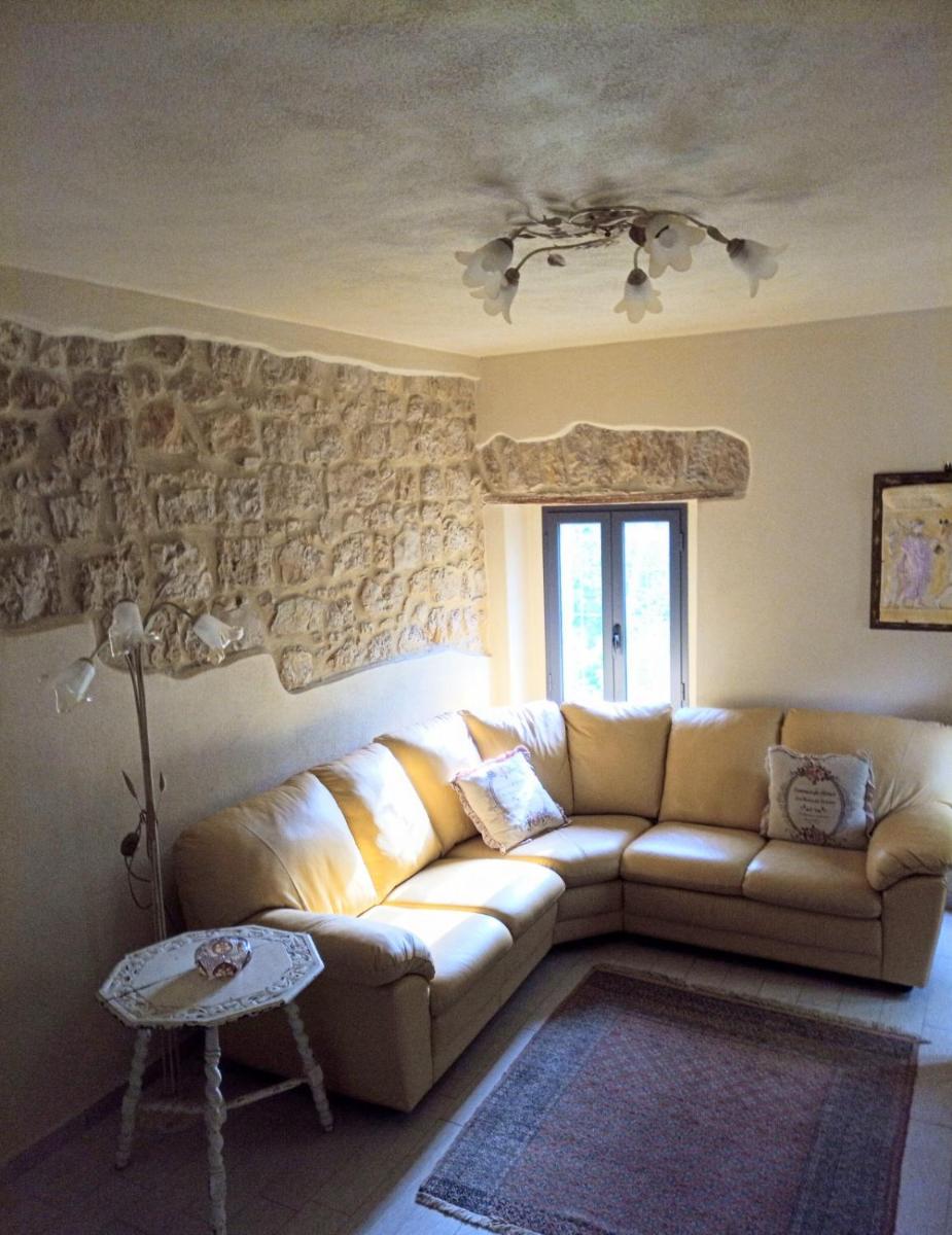 Chris Home - Housity
