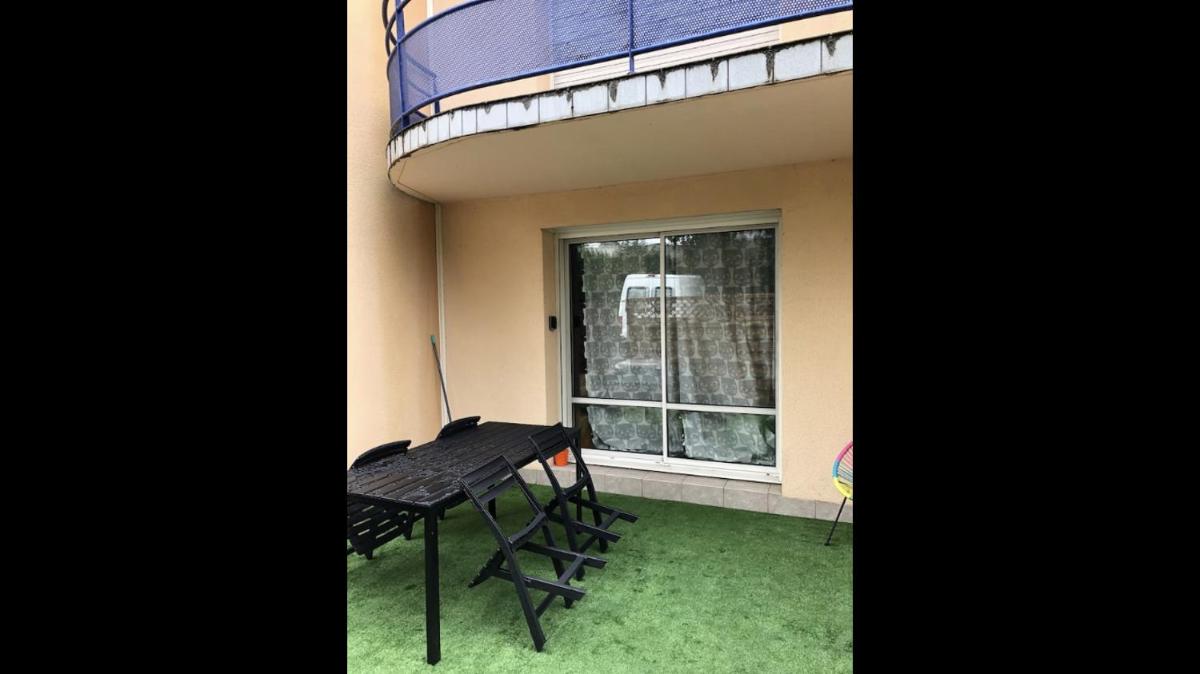 Charmant T2 de 45m2 - parking privé - terrasse- linge inclu- Proche Vannes - Housity