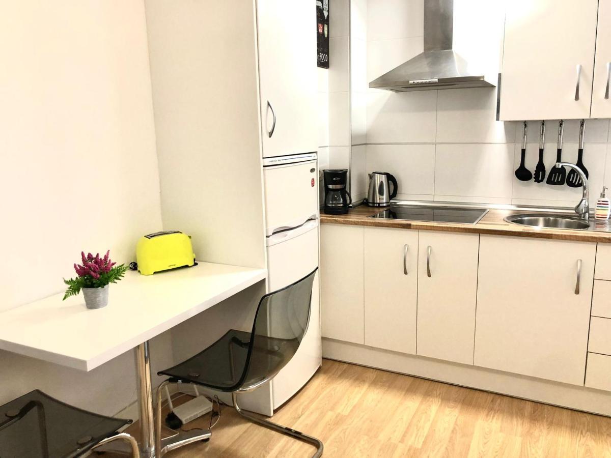 Ideal estudio en el centro con WIFI - Housity