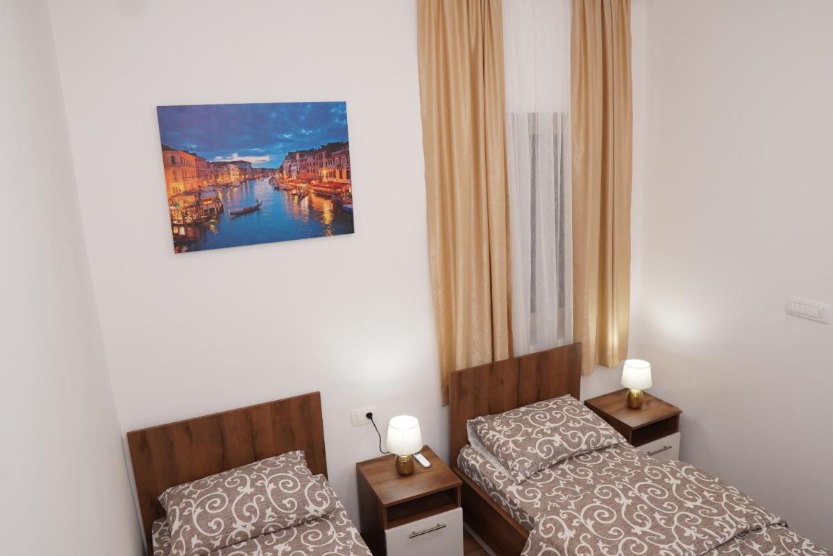 Apartments Manitovac M - Housity