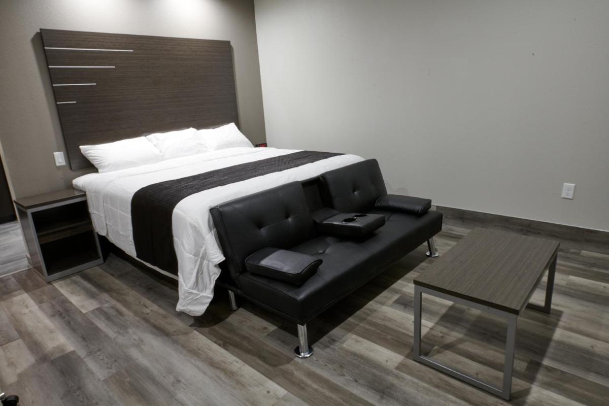 Crystal Inn - Housity