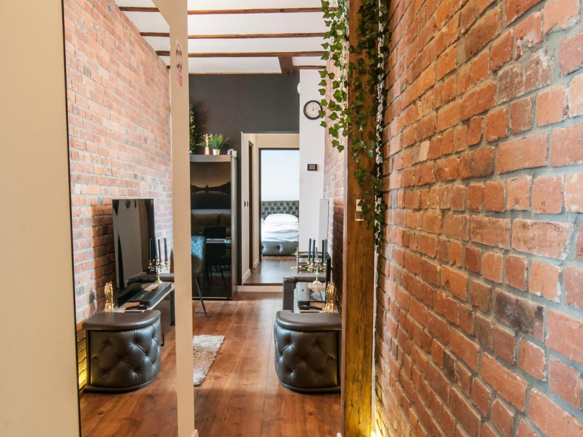 Dworcowa Centrum Apartament - Housity