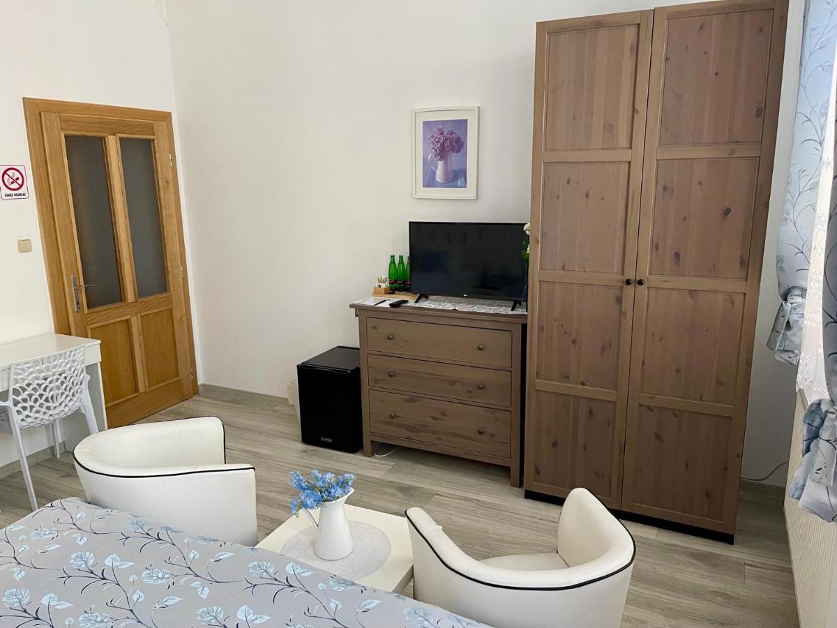 Penzion u Vlčků - Housity
