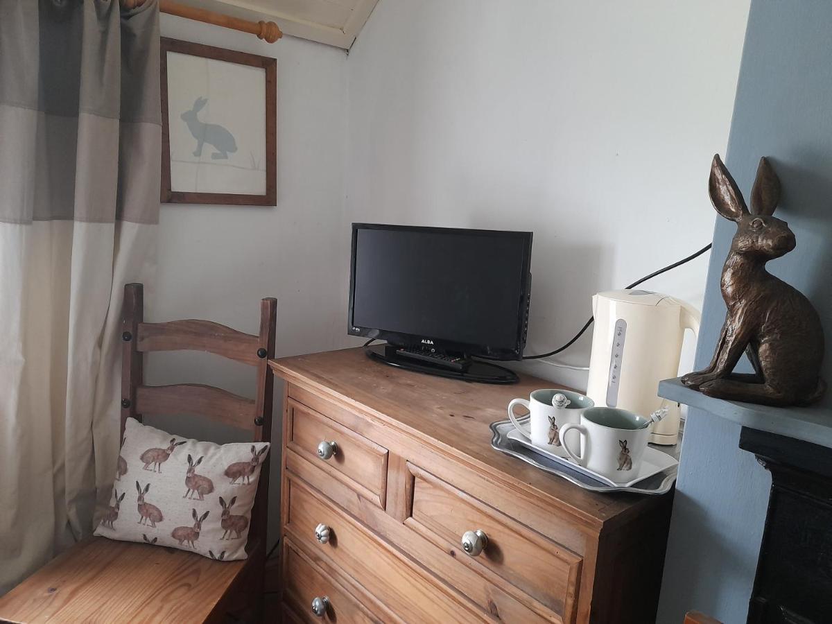 Sunshine B and B South View Cottage - Housity