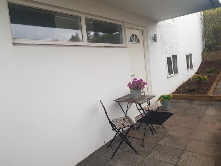 Studio apartment in Hafnarfjordur - Housity