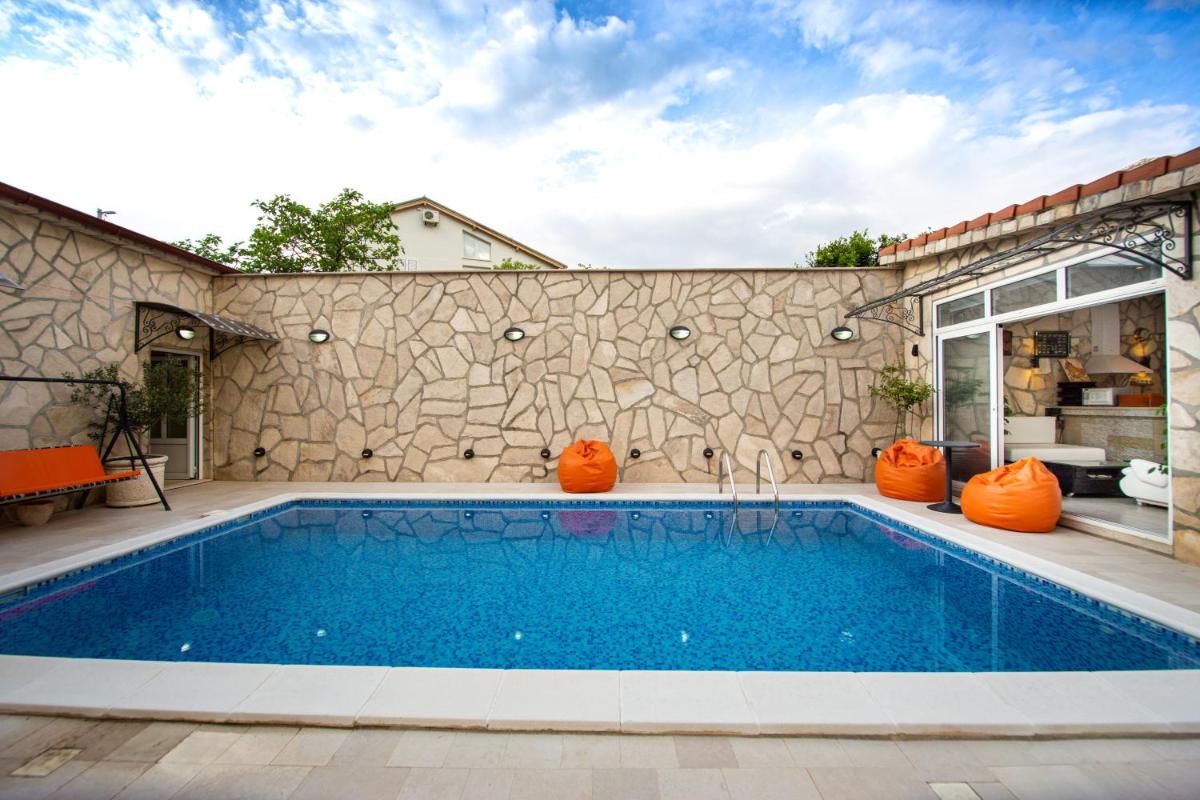 Mejić Apartments - Housity
