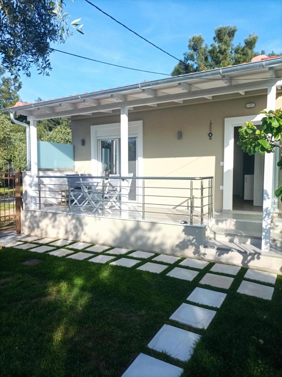 Suitetrails - Villa Christos Family Bungalow Pachis Beach