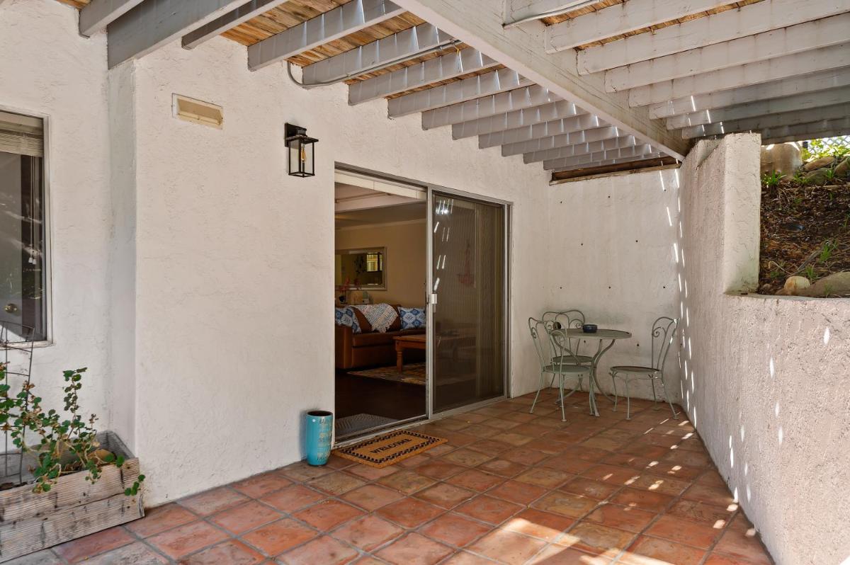 Santa Barbara Cozy Studio with Private Patio - Housity