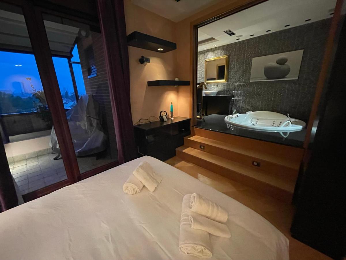 Attico con vista spettacolare e Jacuzzi - Housity