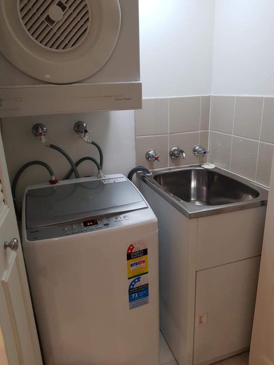 Chatswood Hotel - Hizvo