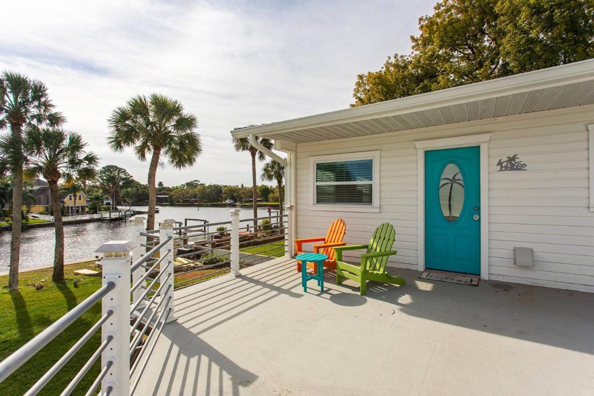 The Keys Bungalow On The Cotee River - Housity