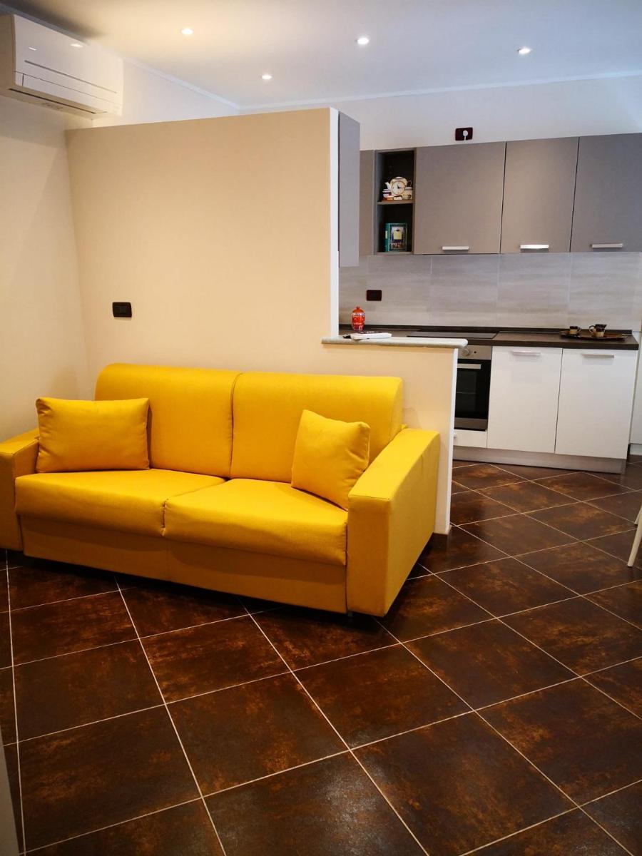 La Porta Rossa - Housity