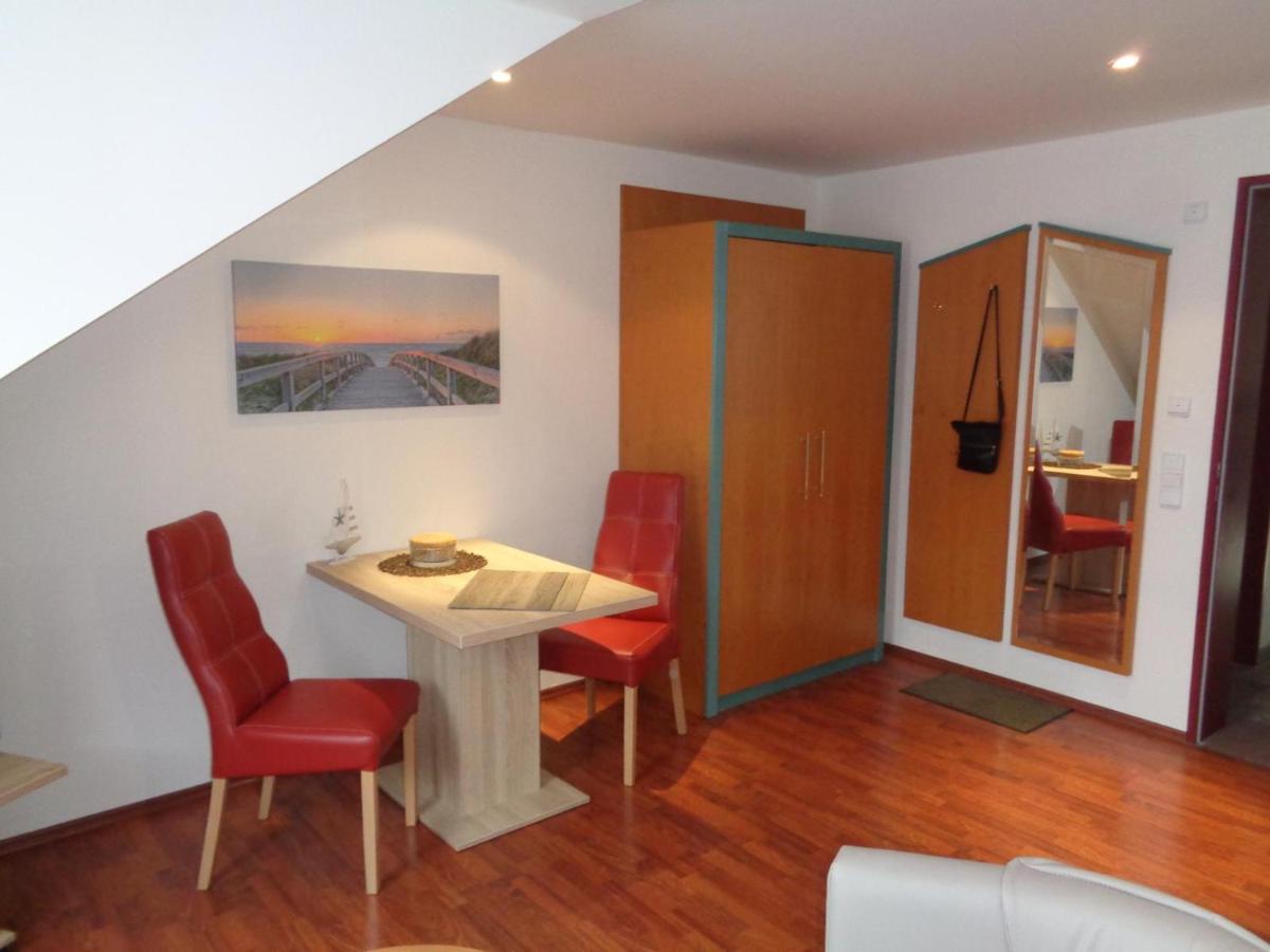 Hafenresidenz - Ferienwohnung 37 - Housity