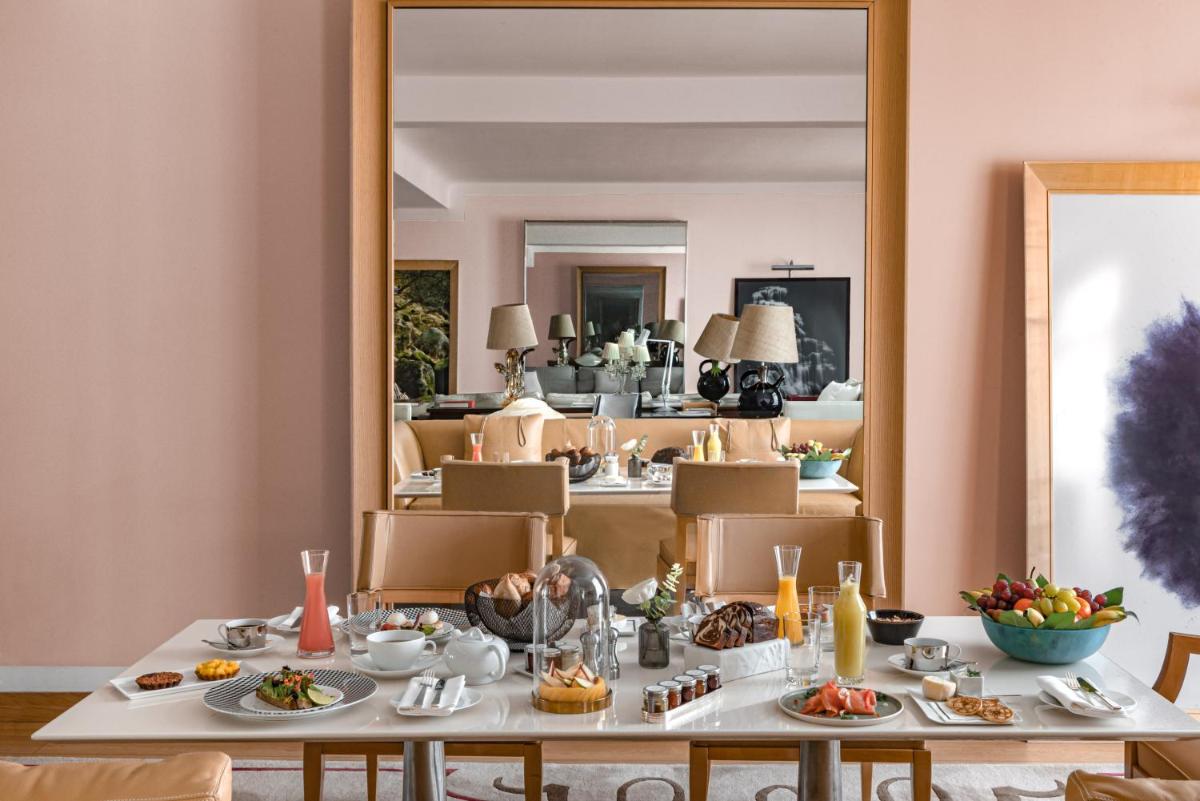 Nourriture dans l'hôtel ou à proximité