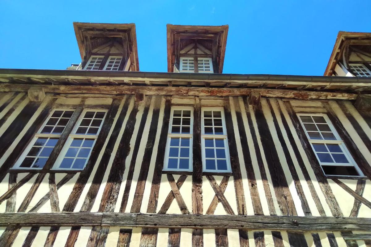 Photo de la galerie de l'établissement Les Manoirs des Portes de Deauville - Small Luxury Hotel Of The World, à Deauville